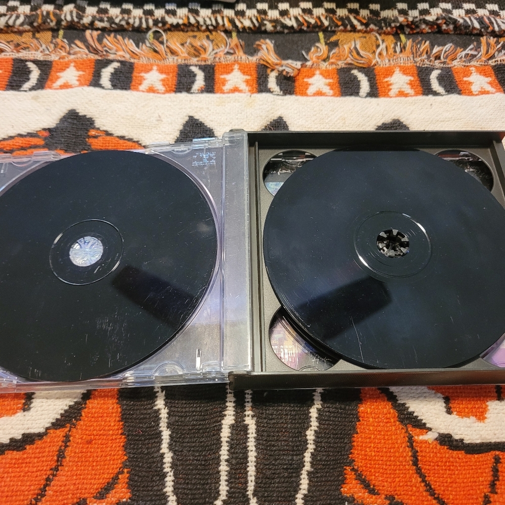 Final Fantasy 8 and 9 for PlayStation - Picture 4 of 10